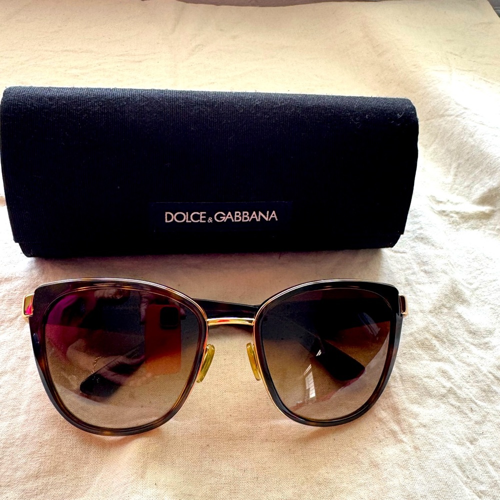 Dolce & Gabbana Cat sunglasses for Women